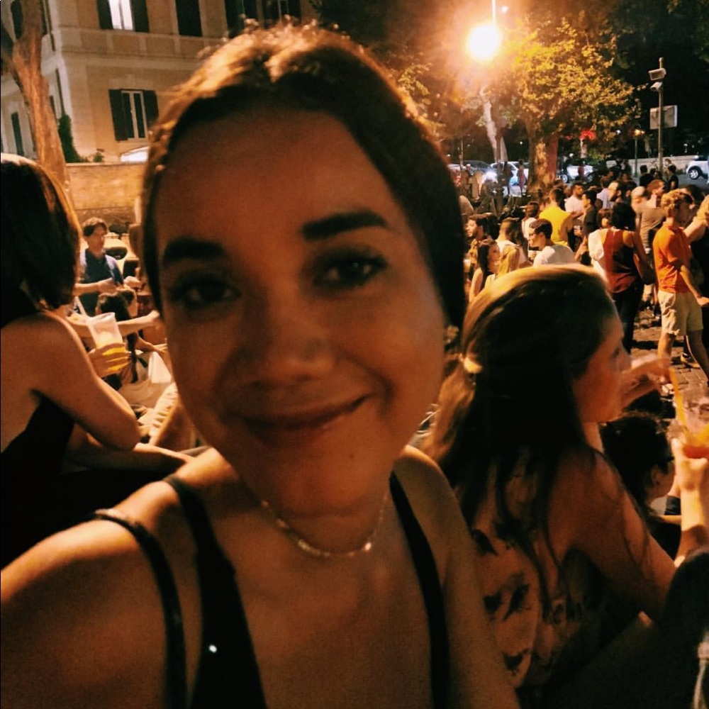 Meet your Posher, Ella